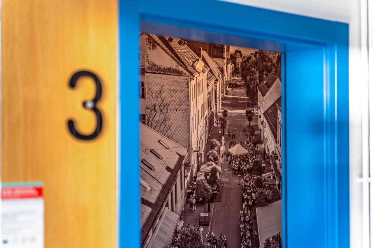 Km Therooms ビェロヴァル エクステリア 写真